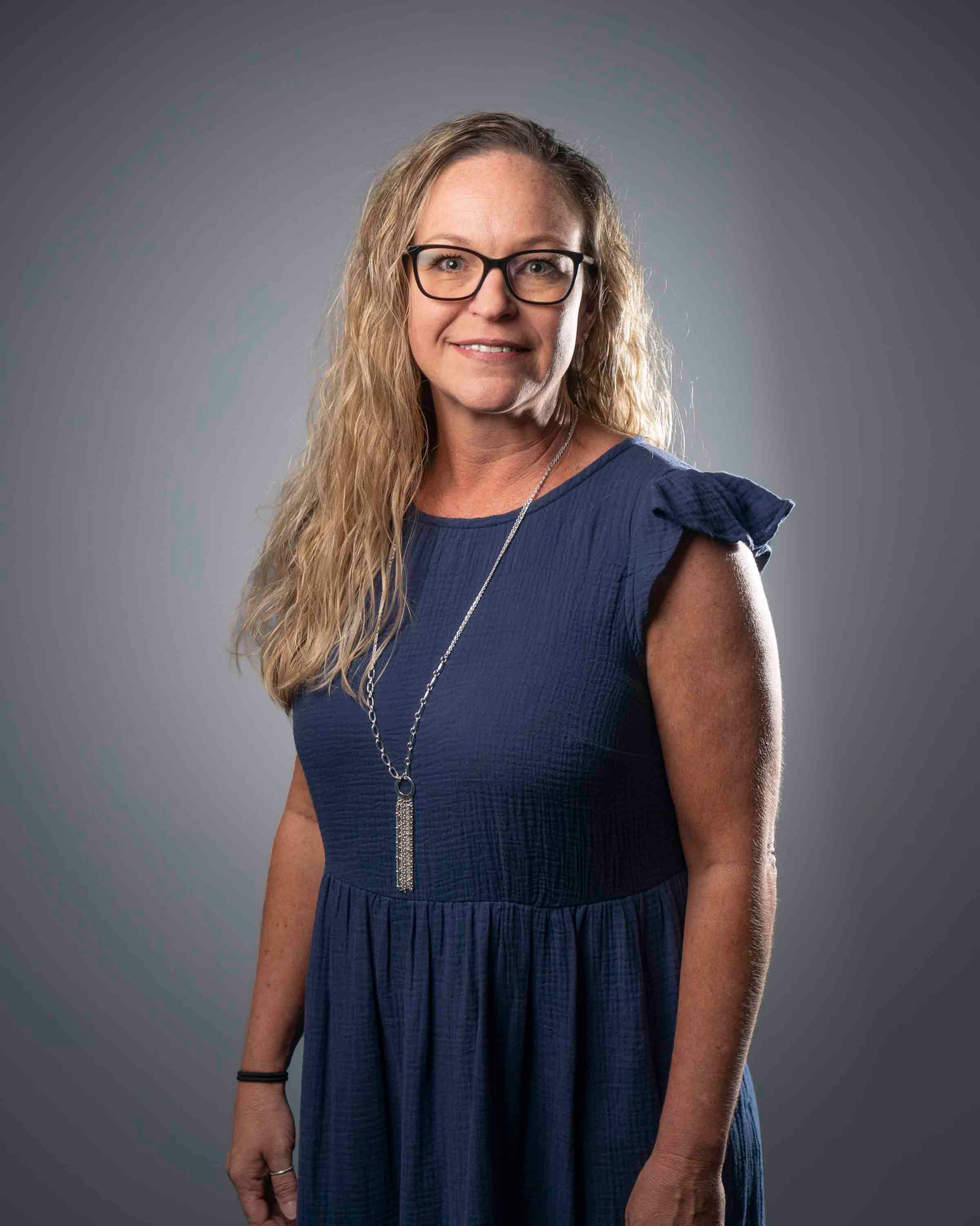 Hana Elise — Photographer