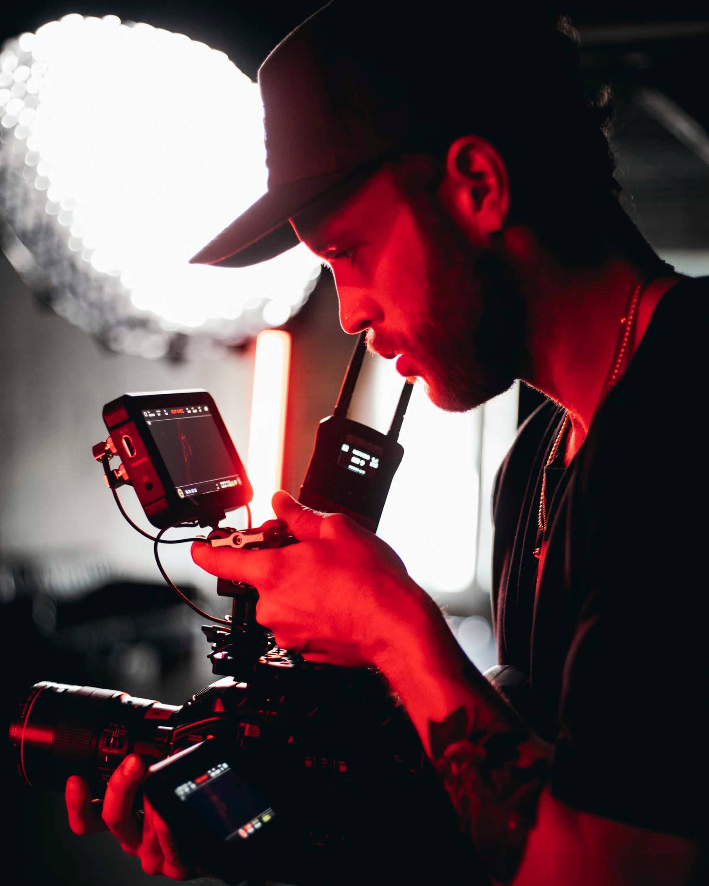 Miles Daisuke — Photographer